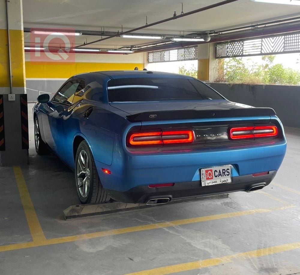 Dodge Challenger